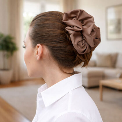 COFFEE: Klammer, με μονόχρωμο σατεν ύφασμα