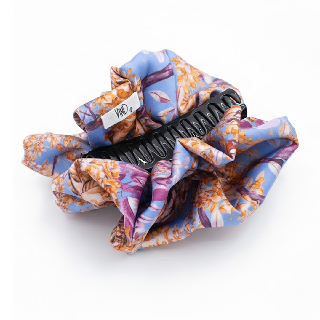 Satin hair klammer LILIAN με spring floral pattern σε lila και yellow αποχρώσεις. Χειροποίητο ανοιξιάτικο statement αξεσουάρ.
