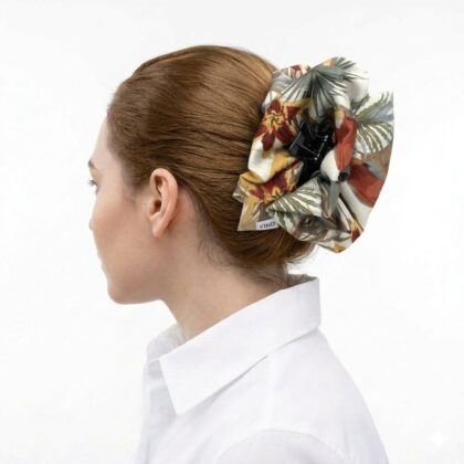 Satin hair klammer RONTA με tropical pattern (τουκάν και μεγάλα φύλλα) σε κεραμιδί, λαδί και γκρι αποχρώσεις. Χειροποίητο resort statement αξεσουάρ.