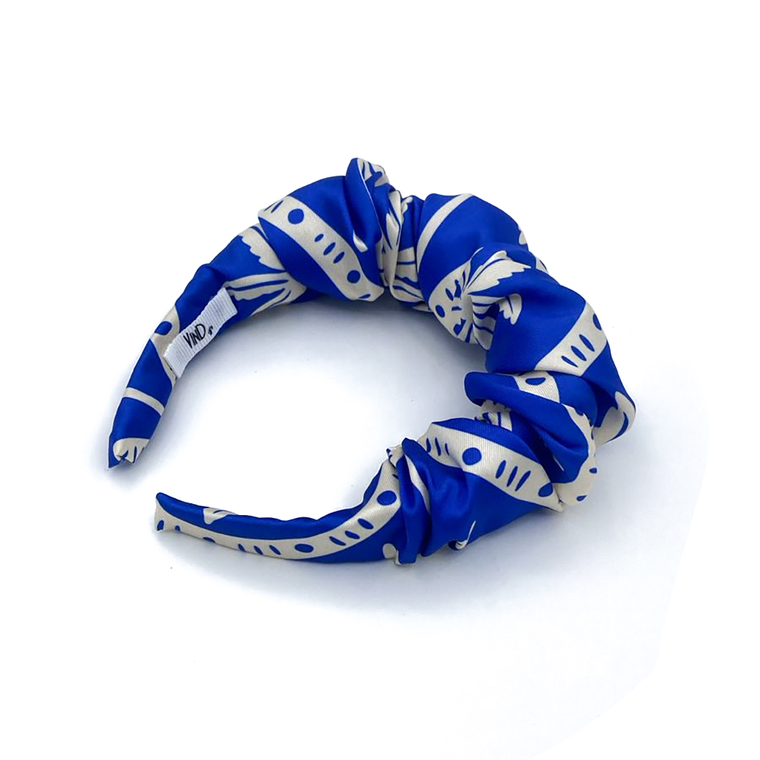 TARIFA satin headband με Hawaiian palm pattern σε royal blue και ιβουάρ αποχρώσεις. Χειροποίητη resort στέκα μαλλιών.